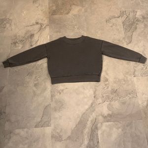 Charcoal Aerie Pullover Crop
